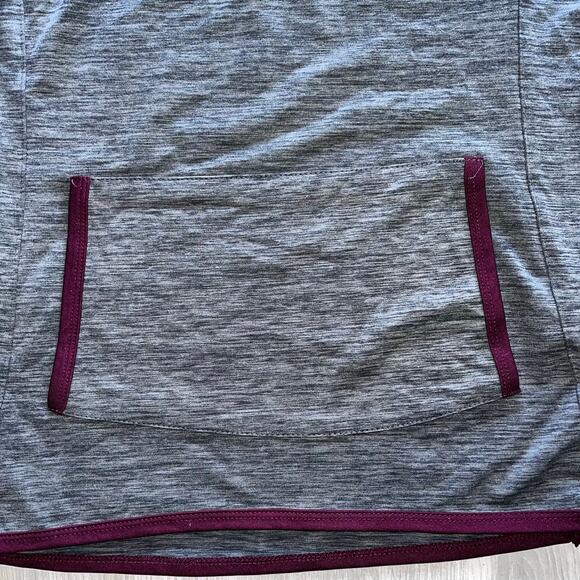 Minnesota Golden Gophers Logo Women’s MD Pullover Sweatshirt Hoodie - Picture 3 of 8